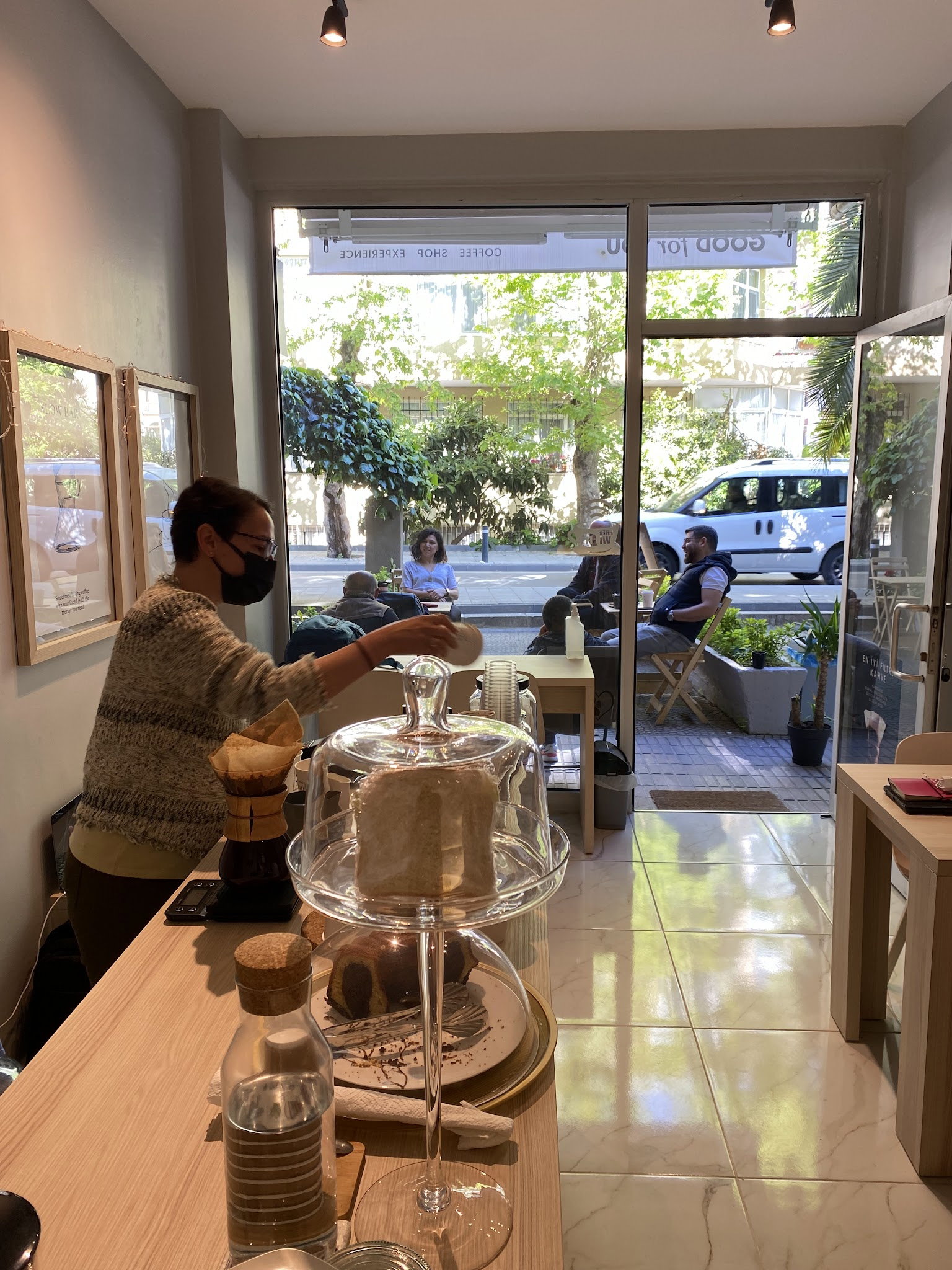 Sütlü Sade Kahve Dükkanı