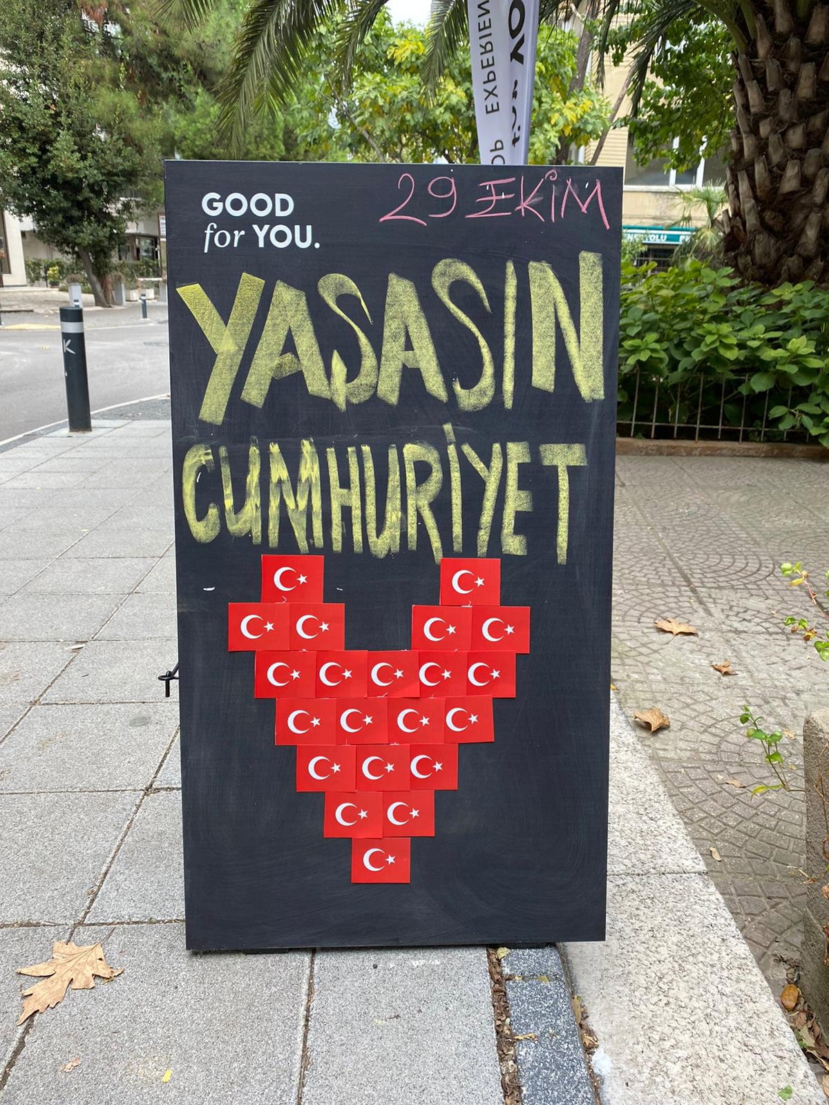 Sütlü Sade Kahve Dükkanı