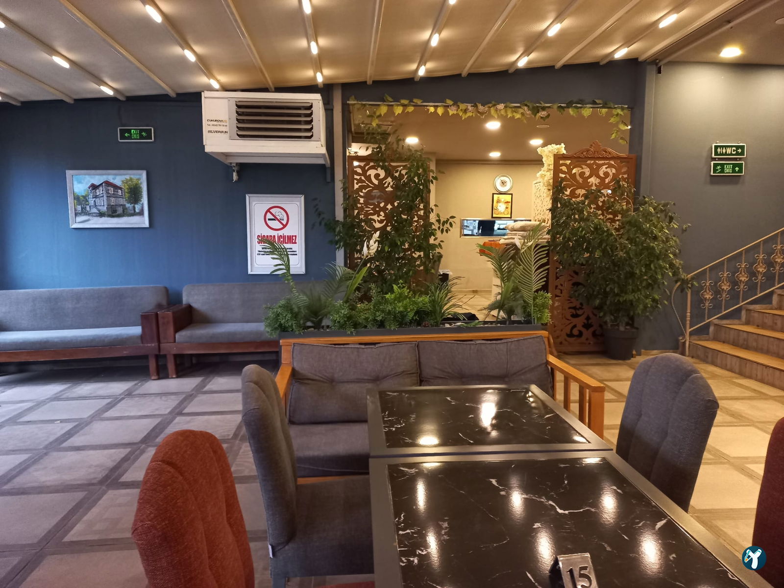Cassava Cafe & Restaurant