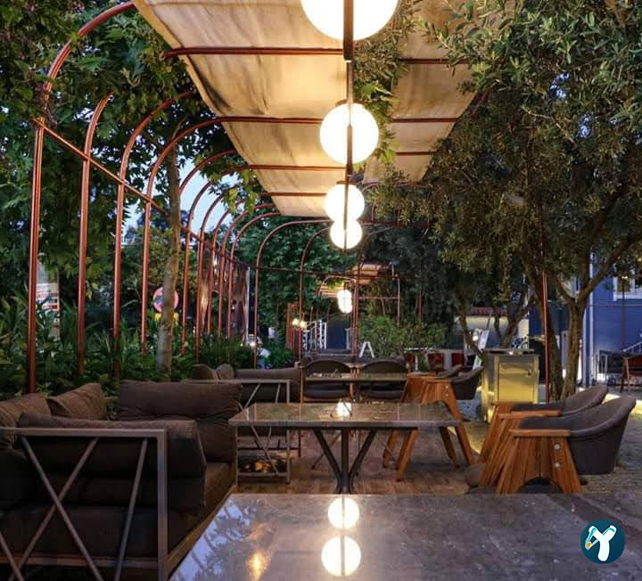 Cassava Cafe & Restaurant