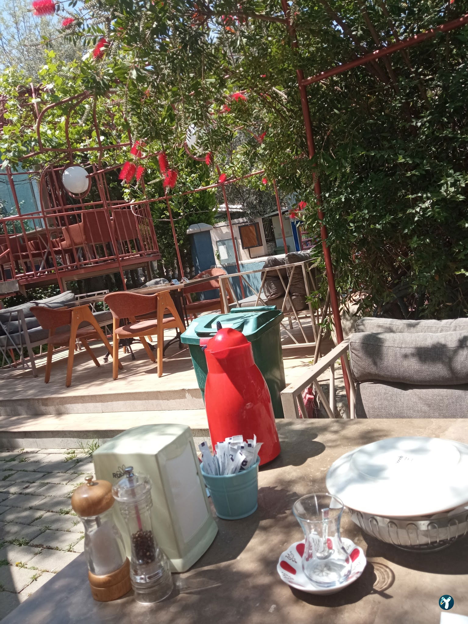 Cassava Cafe & Restaurant