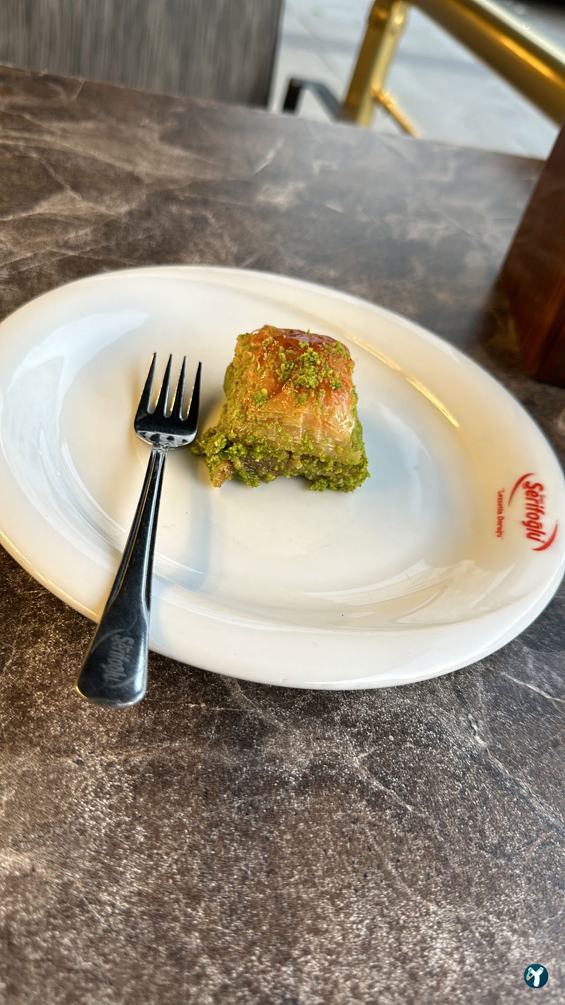 Antepli Şerifoğlu Baklavaları Arnavutköy Şubesi