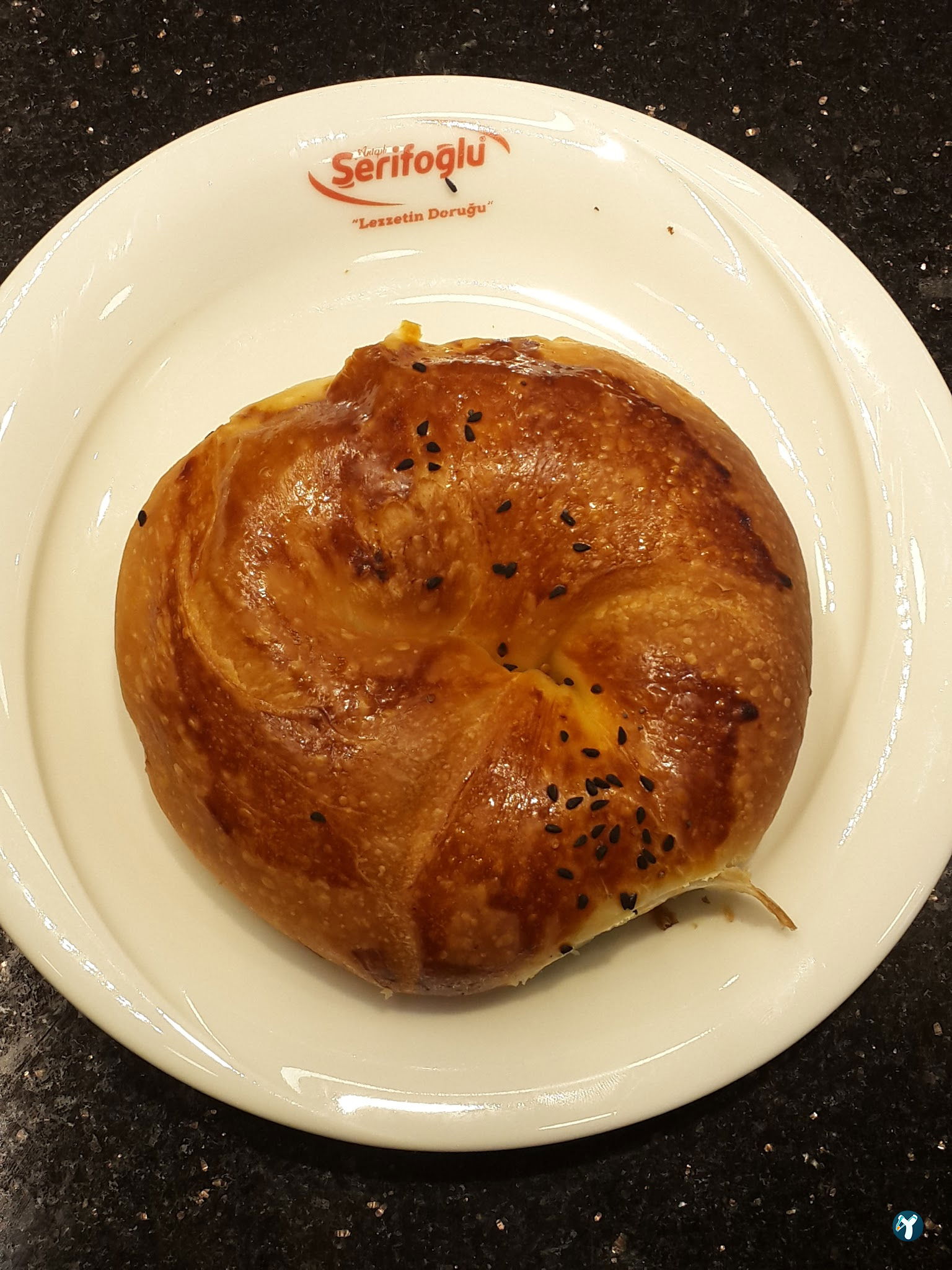 Antepli Şerifoğlu Baklavaları Arnavutköy Şubesi
