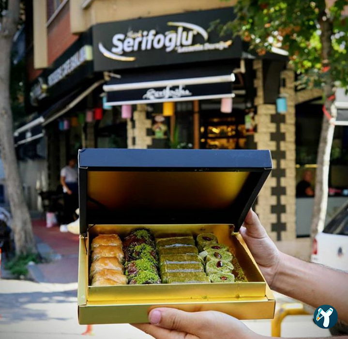 Antepli Şerifoğlu Baklavaları Arnavutköy Şubesi