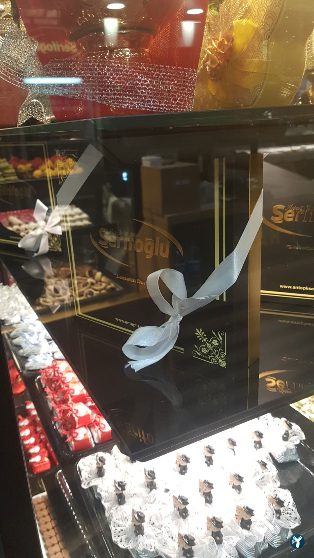 Antepli Şerifoğlu Baklavaları Arnavutköy Şubesi