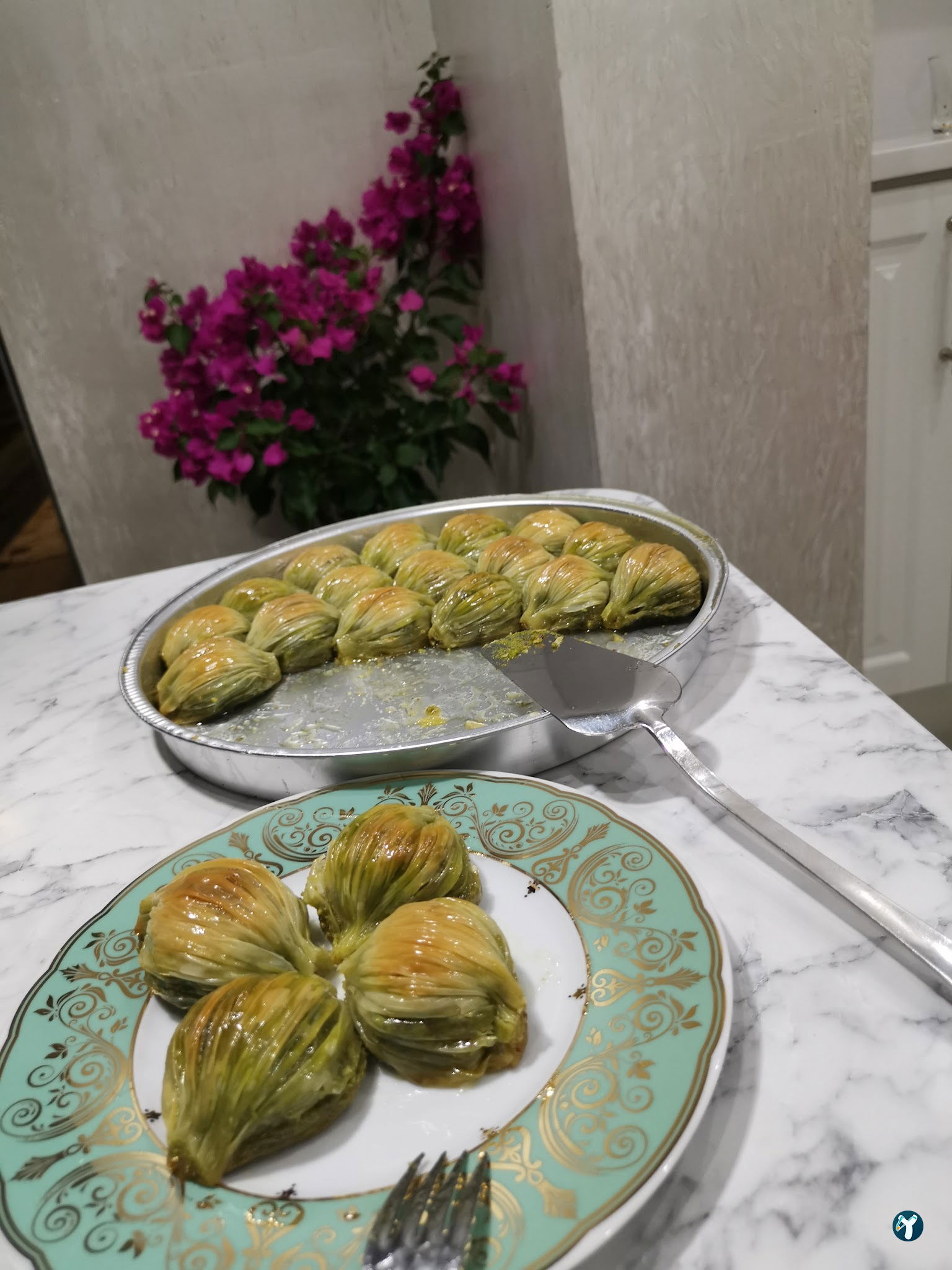 Antepli Şerifoğlu Baklavaları Arnavutköy Şubesi