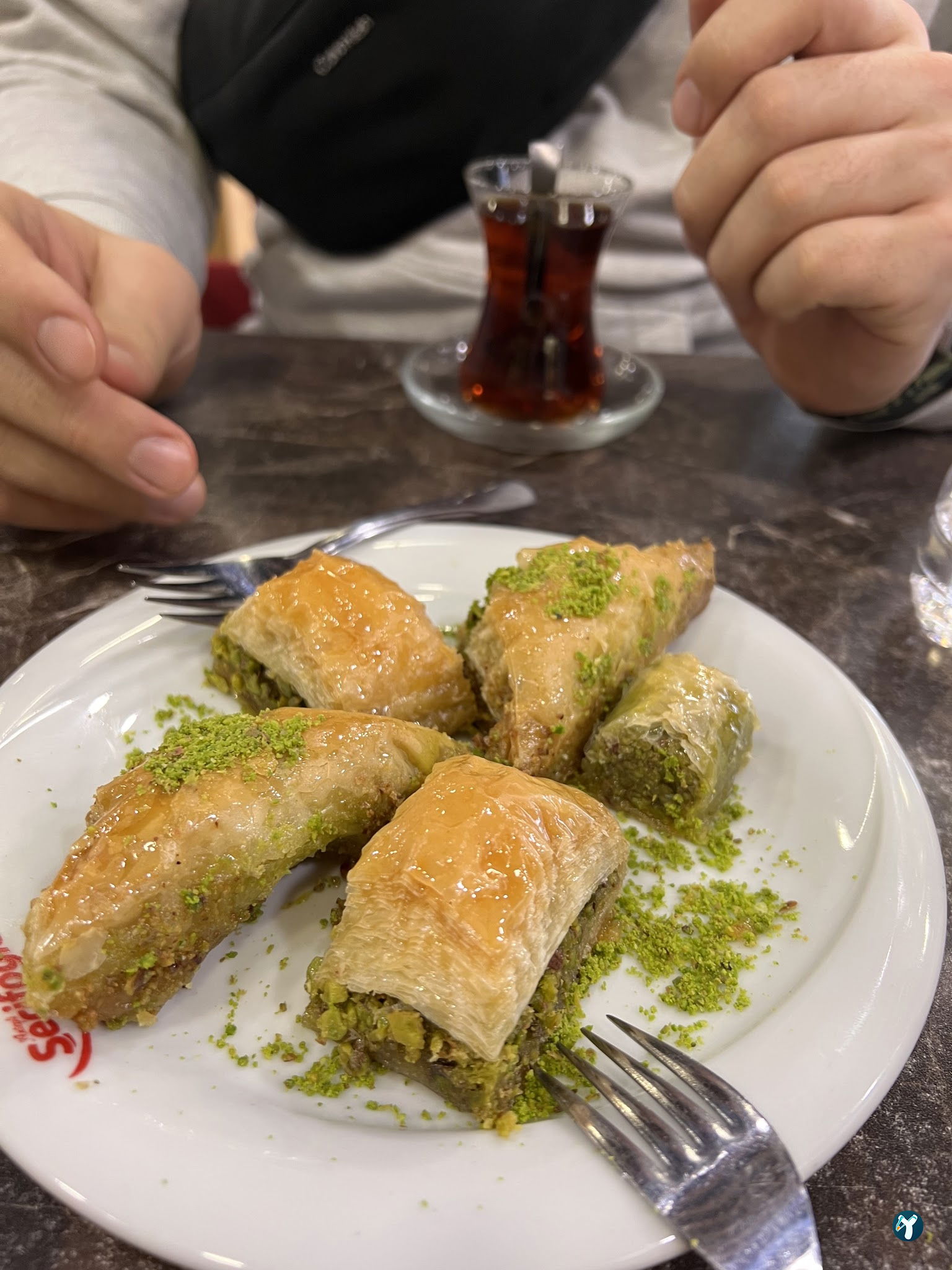 Antepli Şerifoğlu Baklavaları Arnavutköy Şubesi