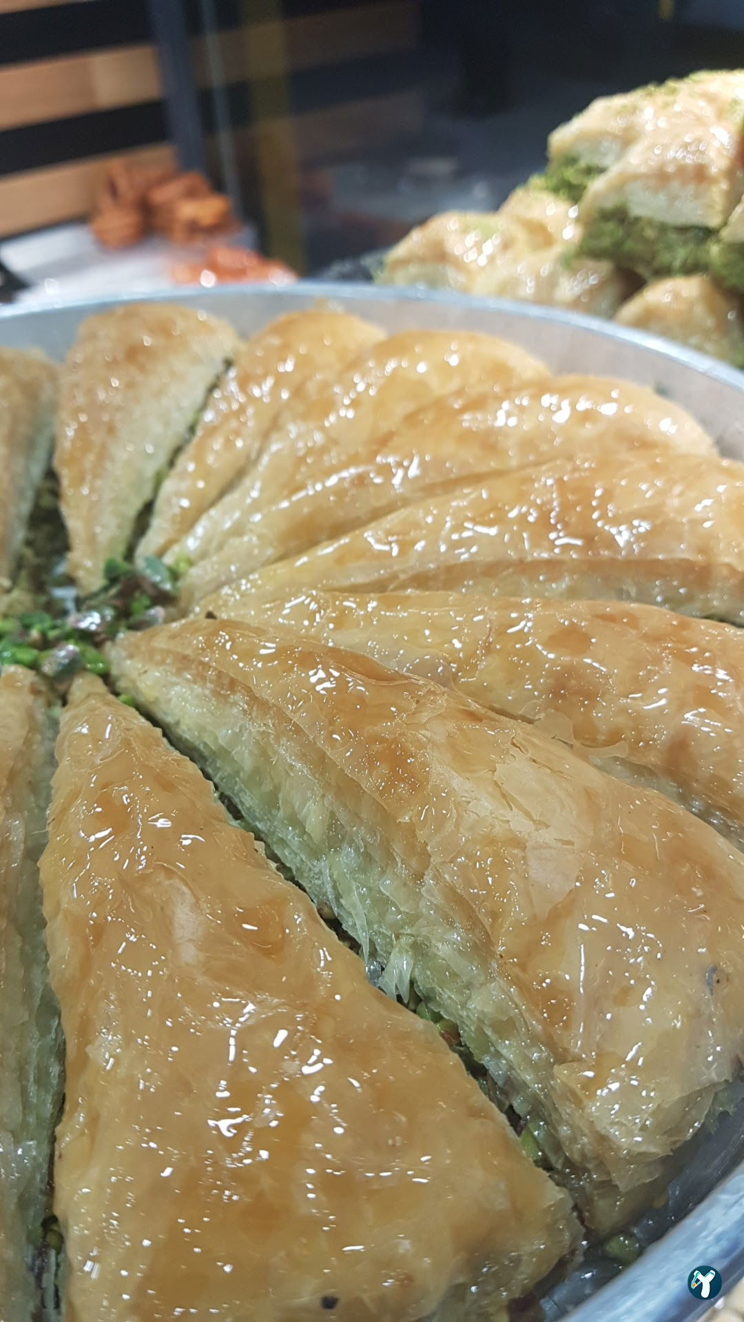 Antepli Şerifoğlu Baklavaları Arnavutköy Şubesi