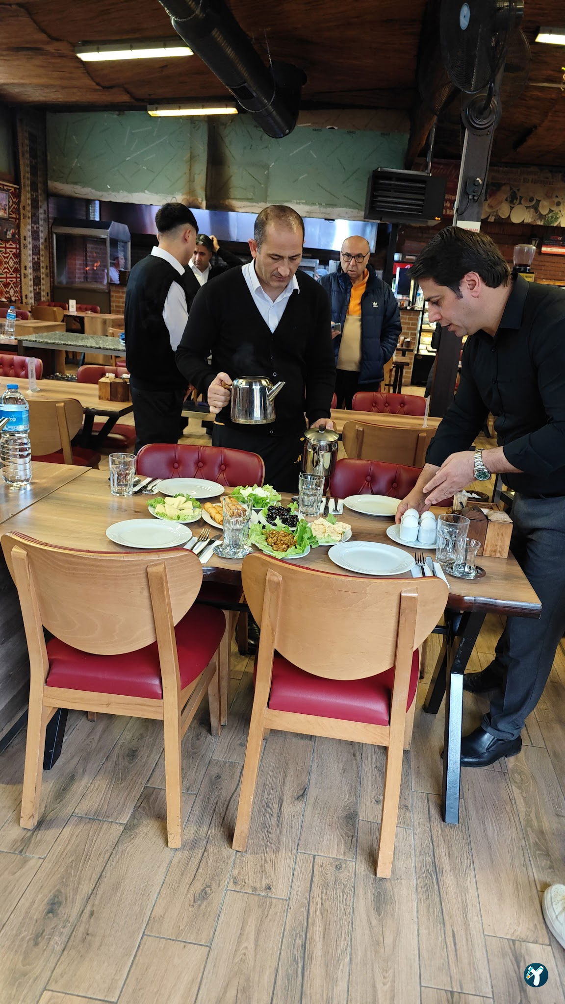 Madalyali Koru Tesisleri
