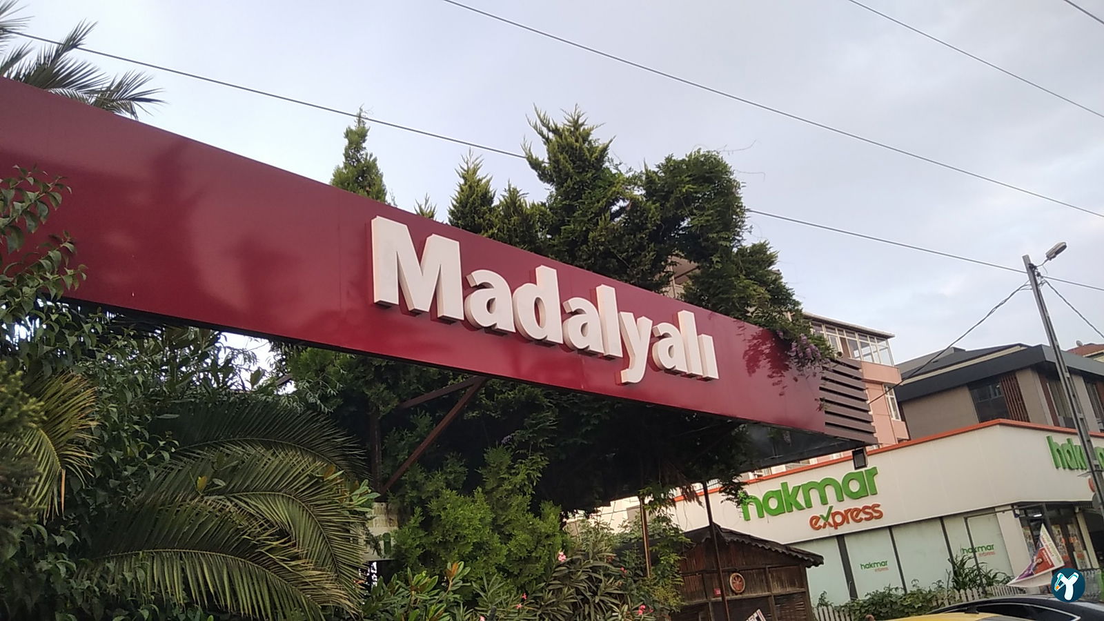 Madalyali Koru Tesisleri