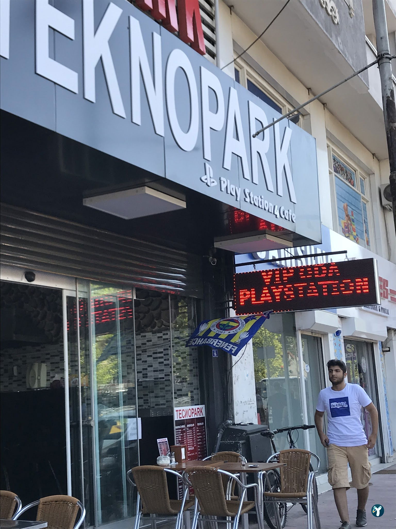 İzmit Playstation Cafe Teknopark Ps3 Ps4 Kiralanır Eve Hizmet