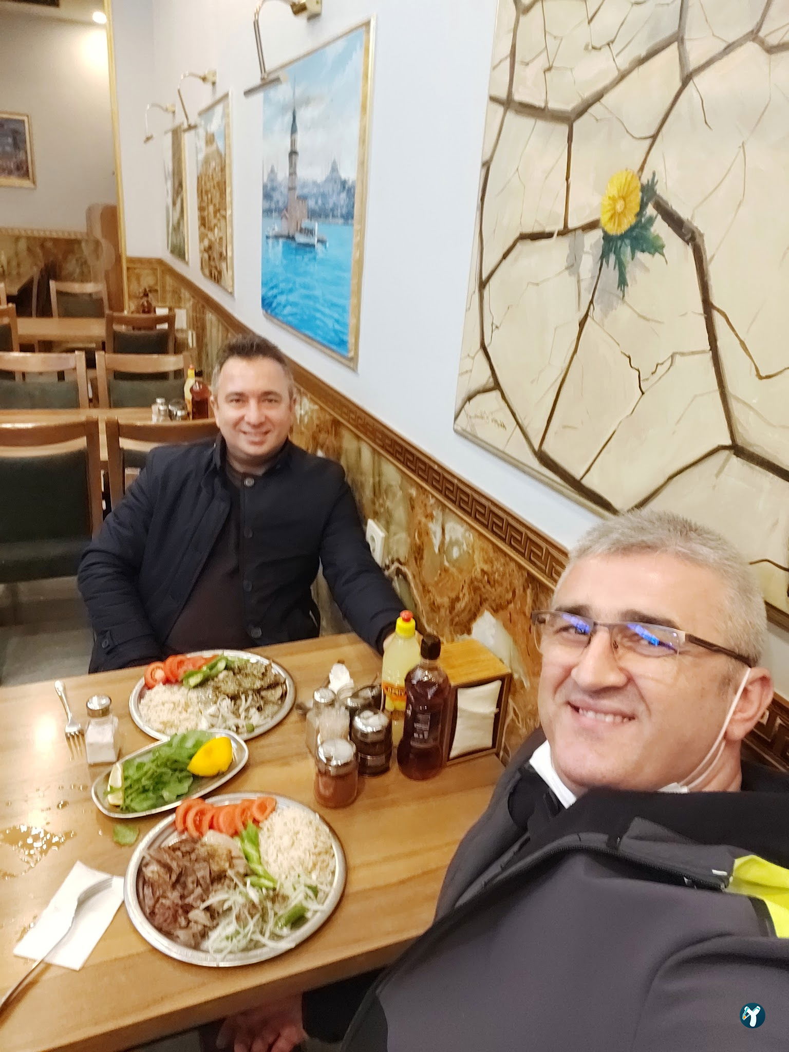 Güngör İşkembe Kellepaça Kebap Salonu