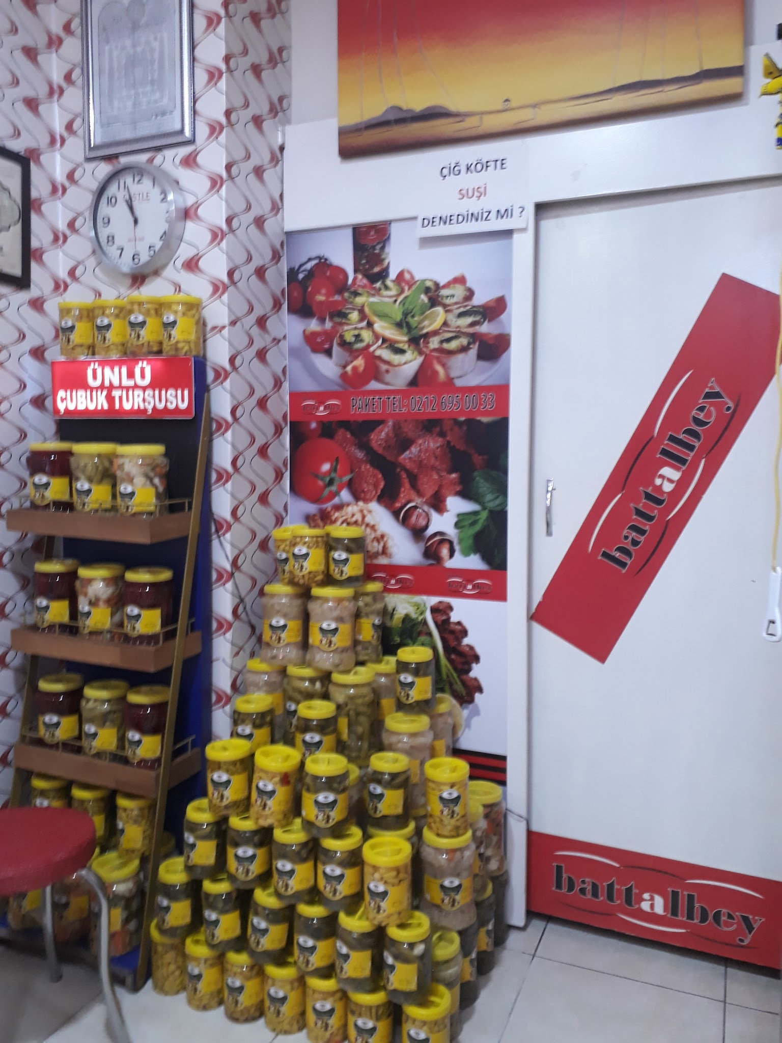 Battalbey Çi̇ğ Köfte Avcilar Gümüşpala