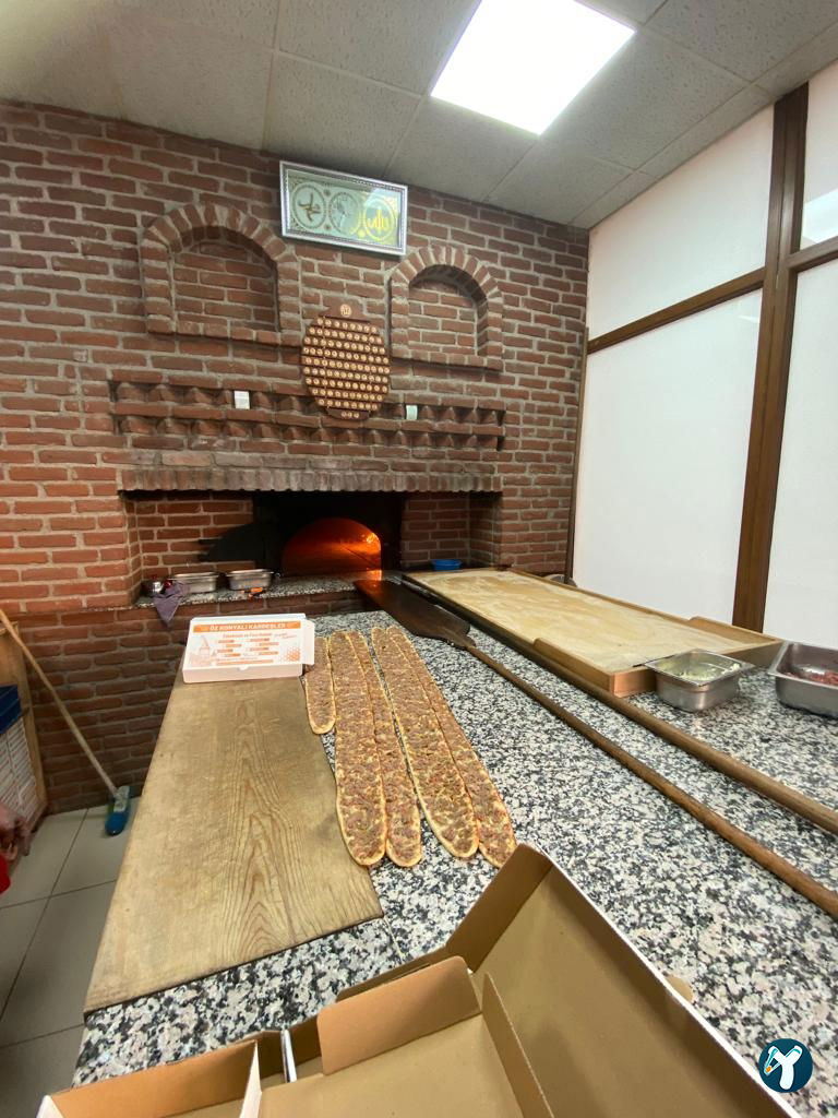 Öz Konyalı Kardeşler Etli Ekmek Fırın Kebabı Eskişehir Emek Mahallesi