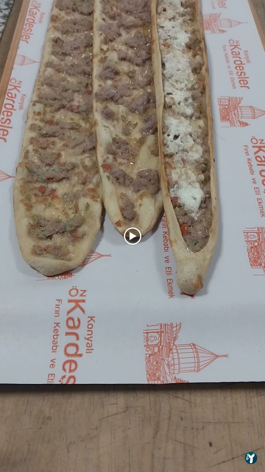 Öz Konyalı Kardeşler Etli Ekmek Fırın Kebabı Eskişehir Emek Mahallesi