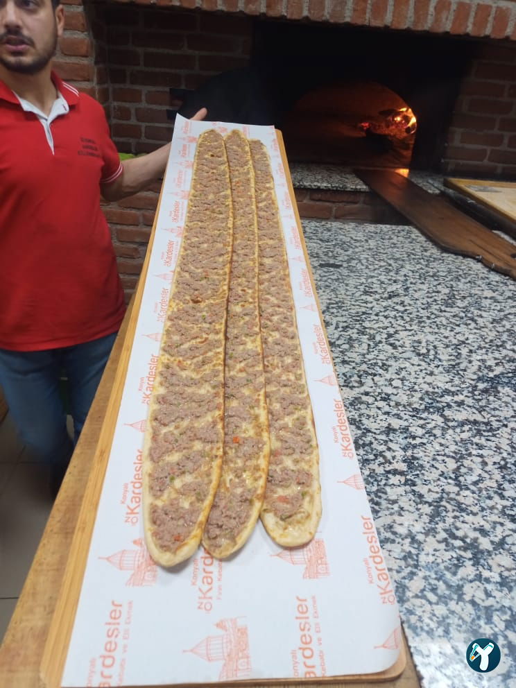 Öz Konyalı Kardeşler Etli Ekmek Fırın Kebabı Eskişehir Emek Mahallesi