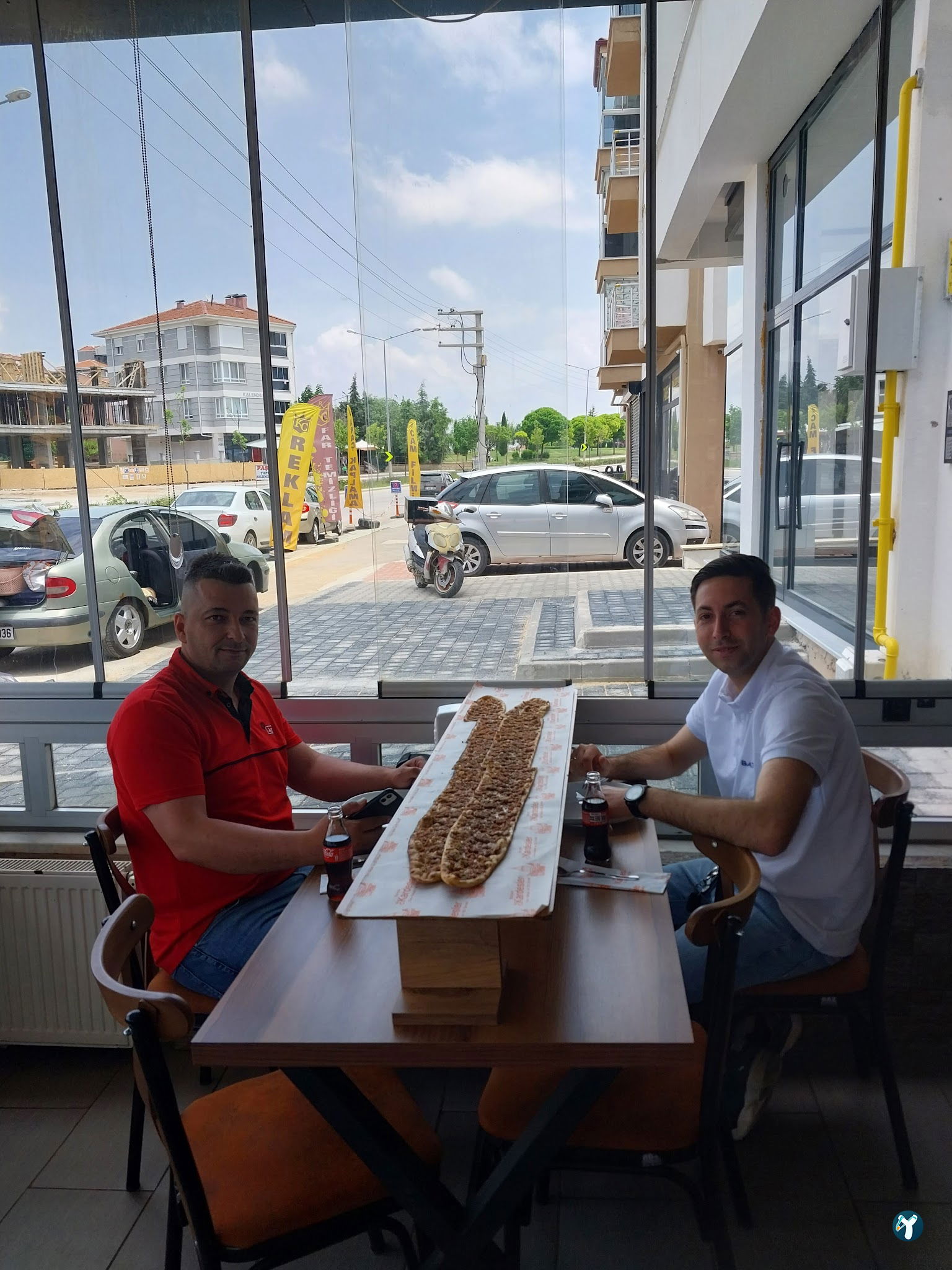 Öz Konyalı Kardeşler Etli Ekmek Fırın Kebabı Eskişehir Emek Mahallesi