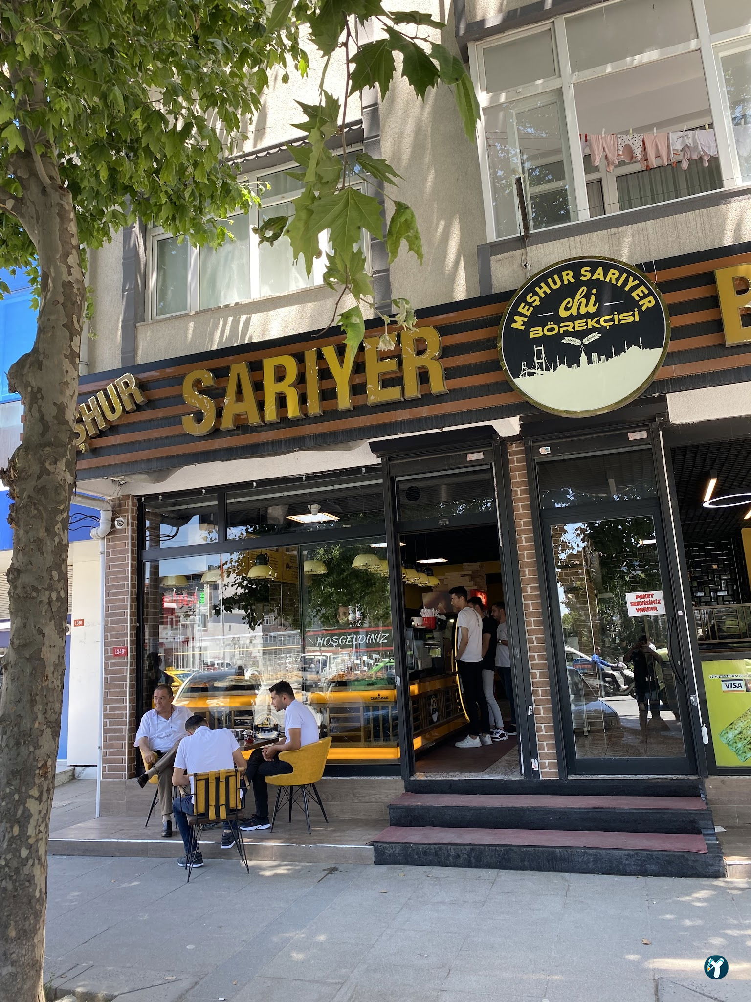 Meşhur Sarıyer Börekçisi Arnavutköy
