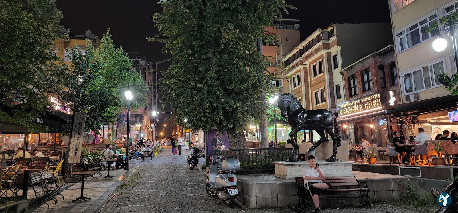 Beirut Café