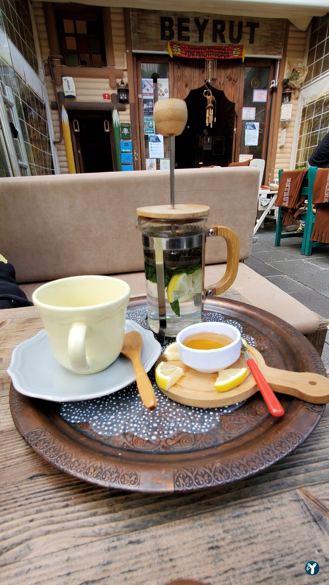 Beirut Café