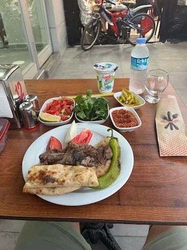 Akşehir Pide & Tandır Salonu