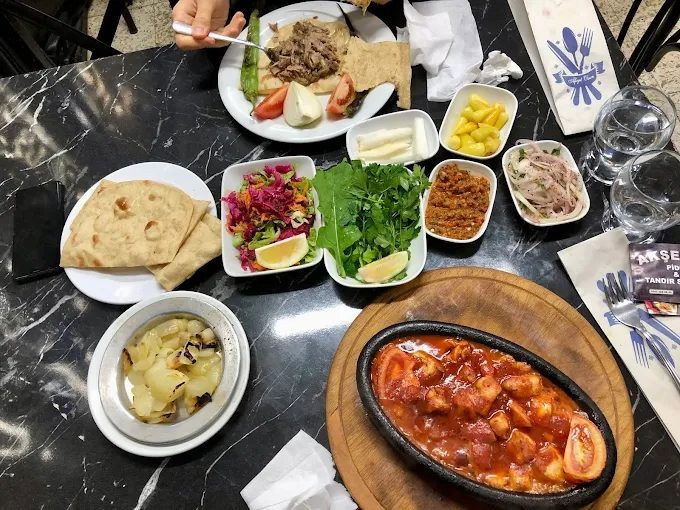 Akşehir Pide & Tandır Salonu