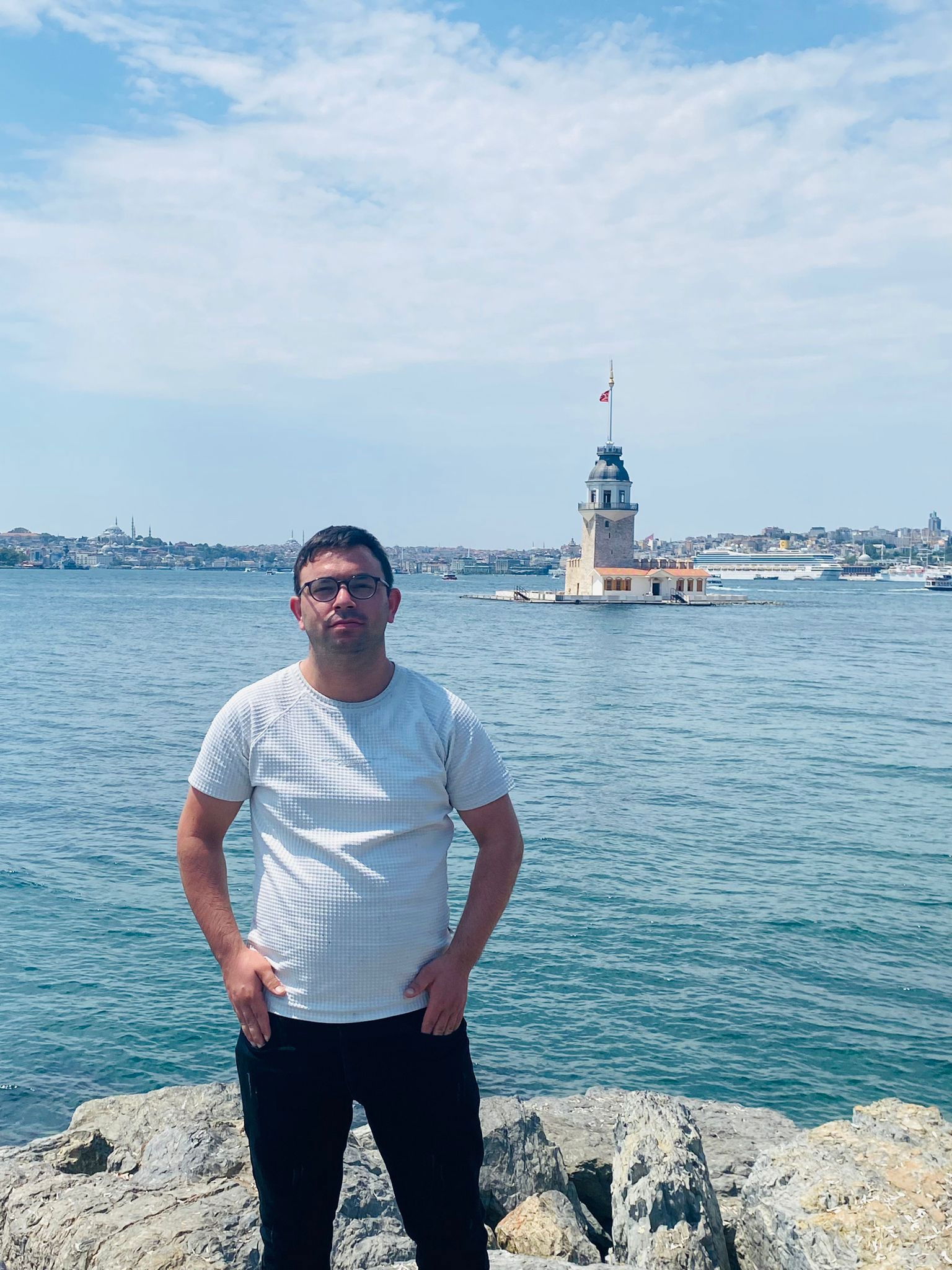 Korcan Aile Cay Bahcesi