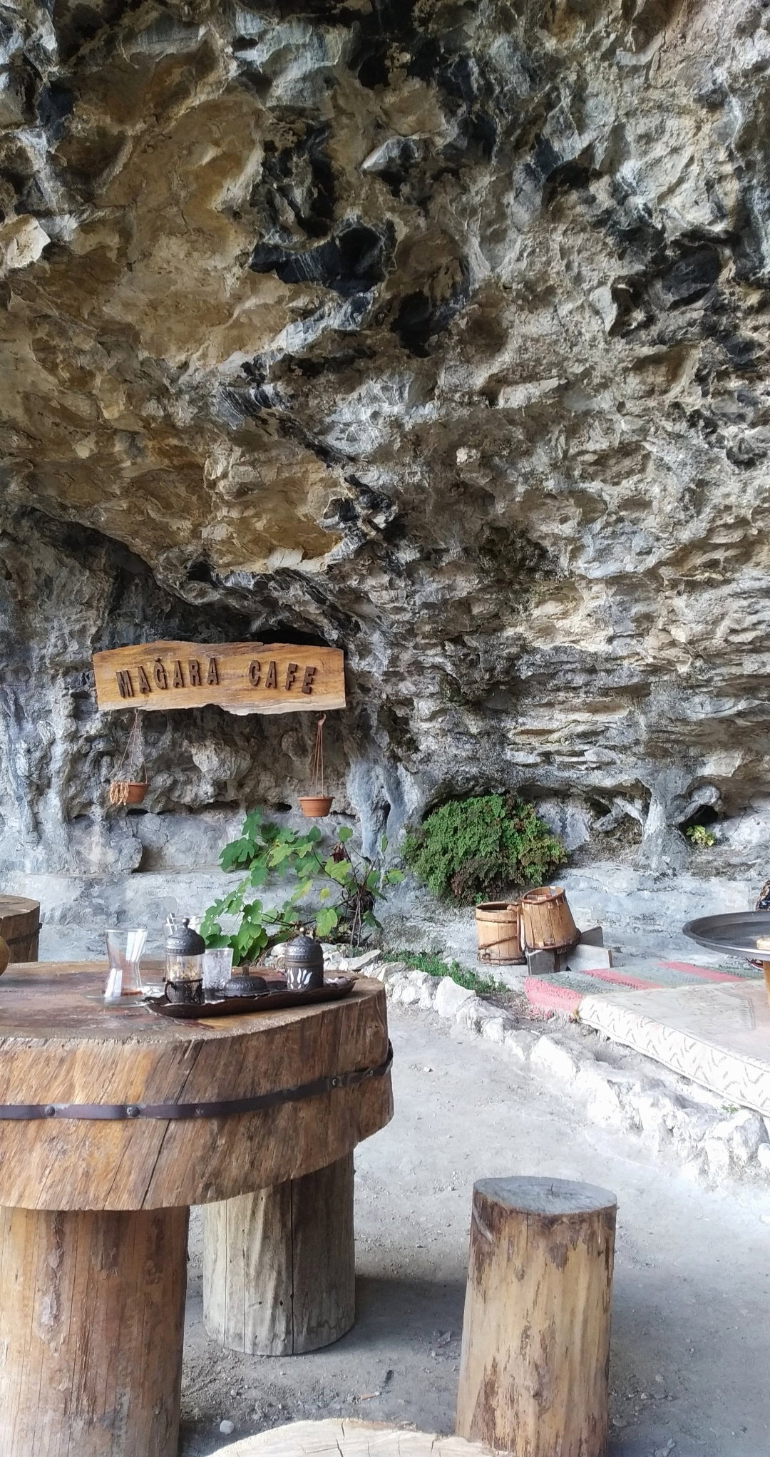 Mağara Cafe