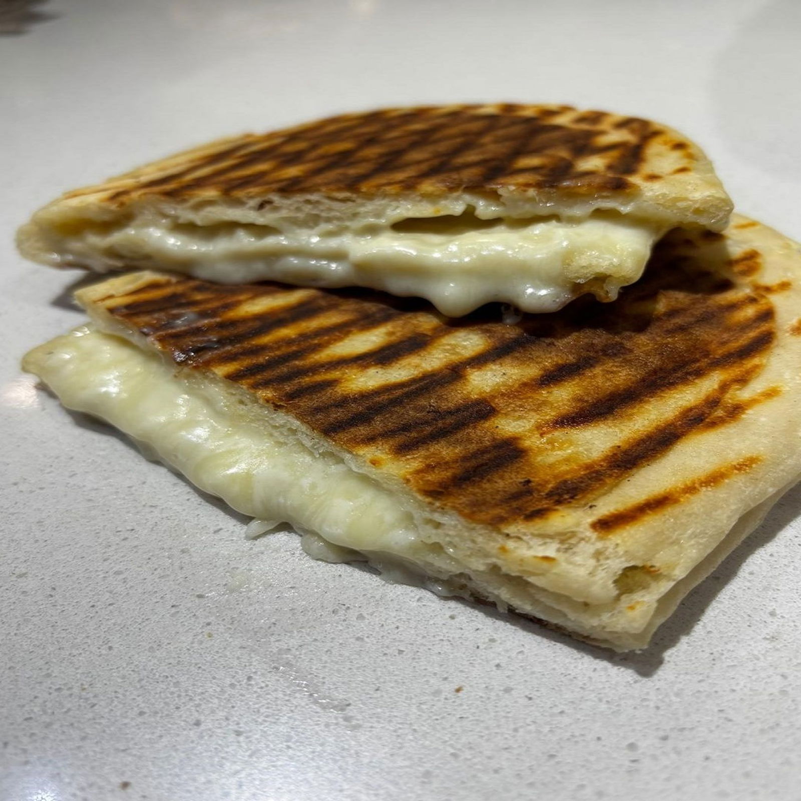 İzmir Tulumlu Bazlama Tost