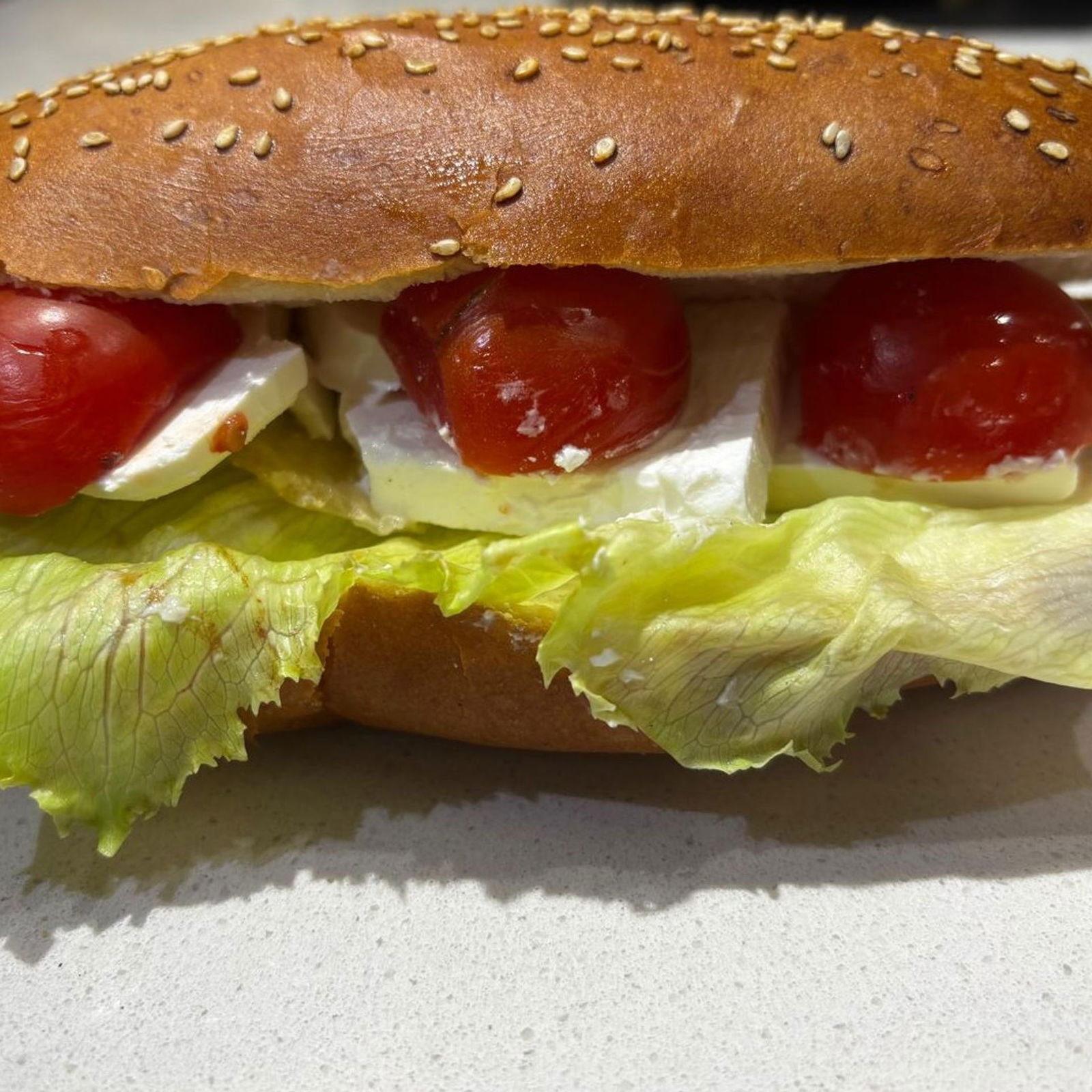 SÜZME PEYNİR ÇERİ DOMATES