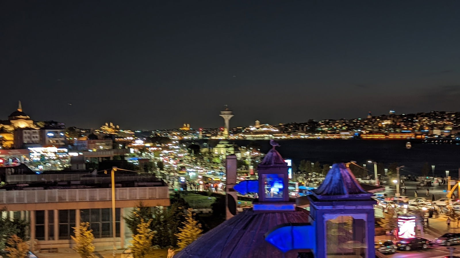 Trend 216 Cafe Restaurant