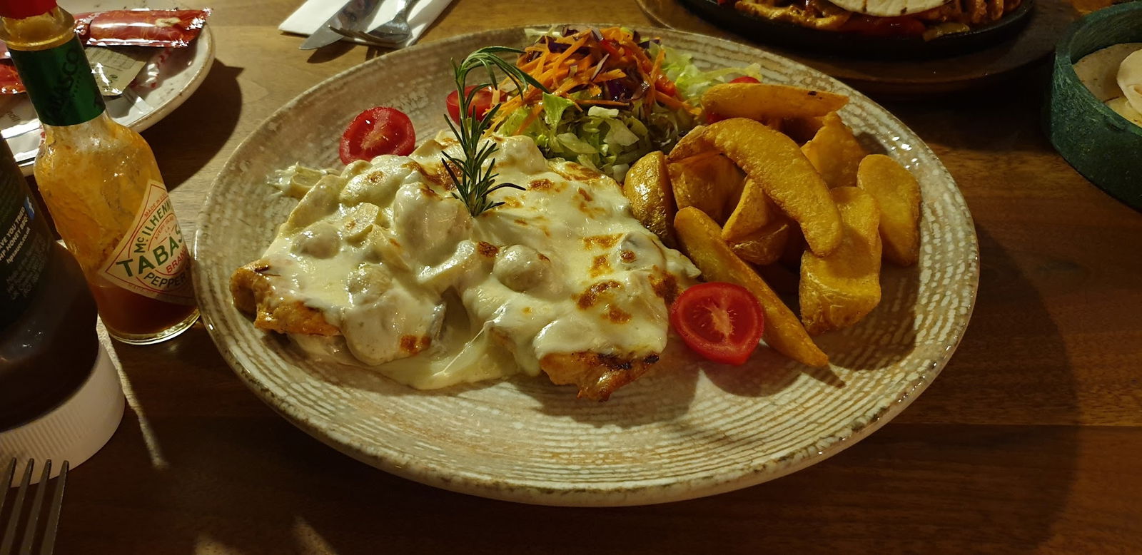 Trend 216 Cafe Restaurant