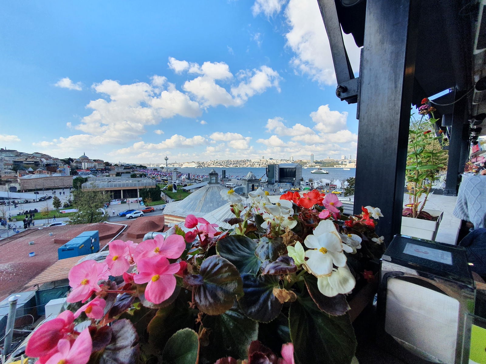 Trend 216 Cafe Restaurant