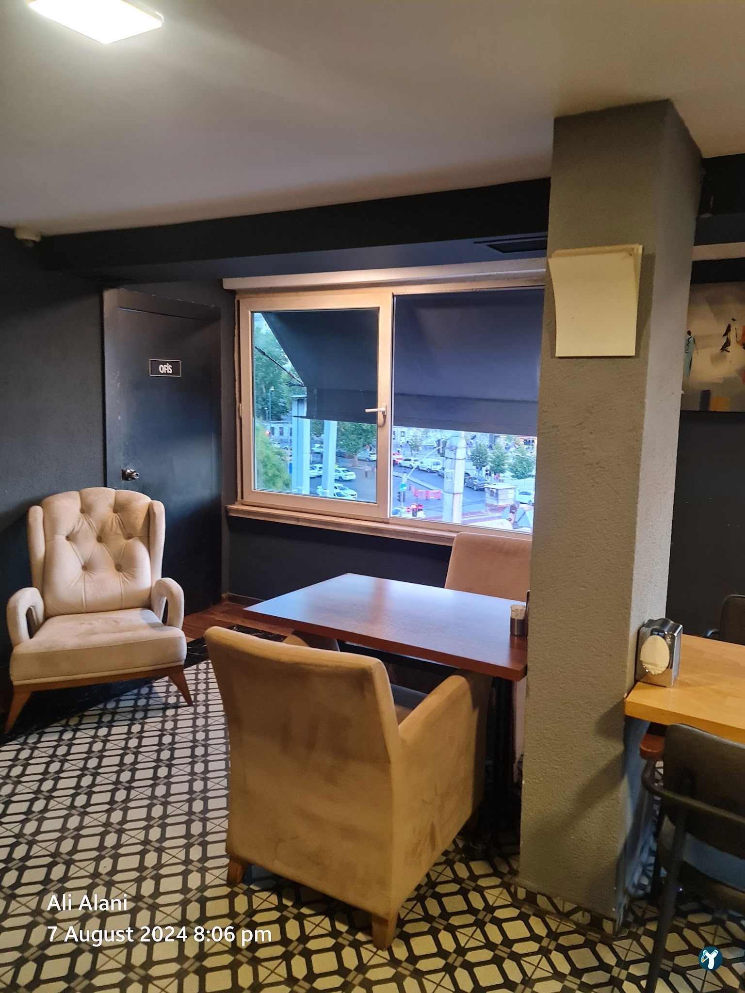 Trend 216 Cafe Restaurant