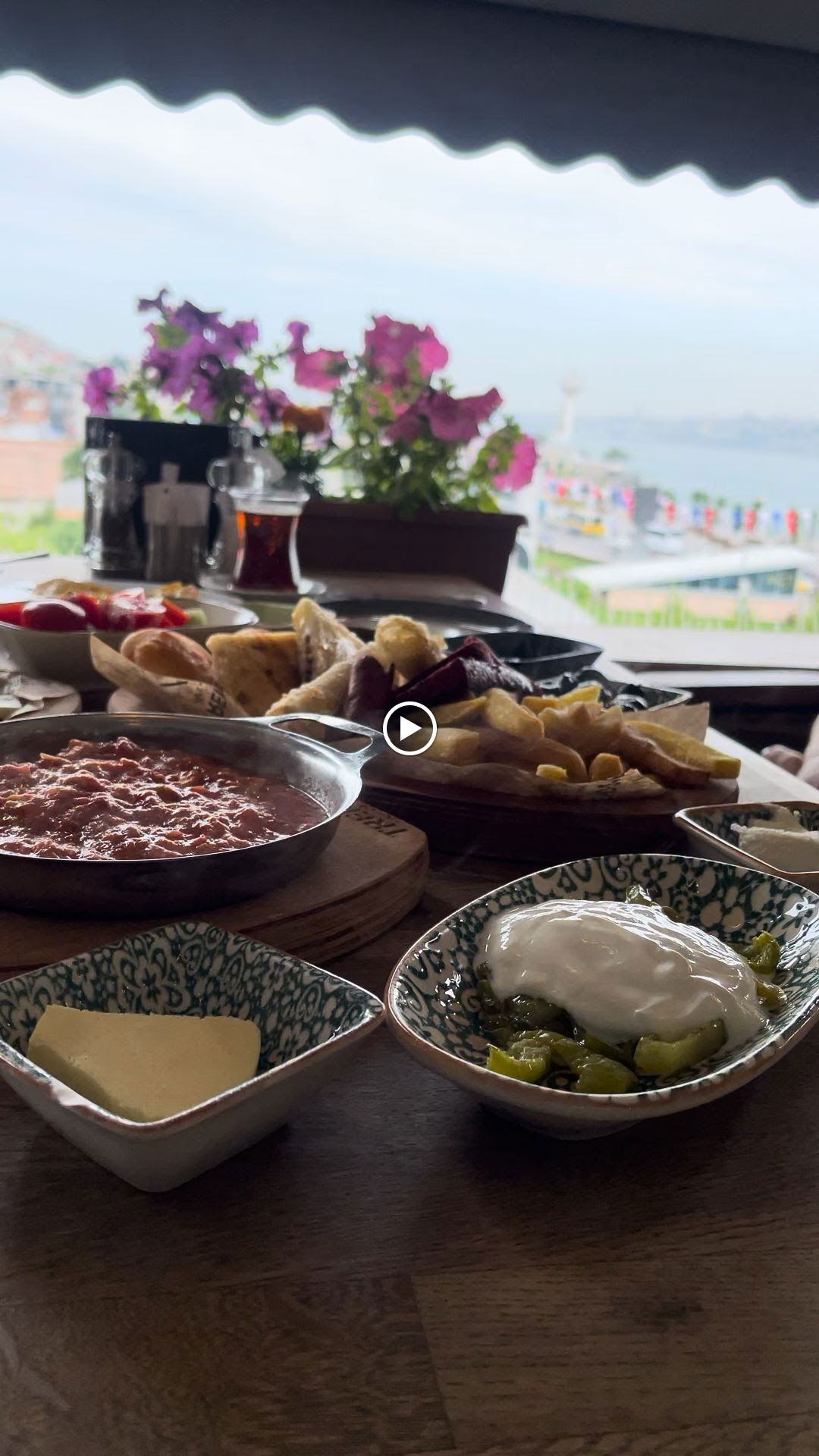 Trend 216 Cafe Restaurant