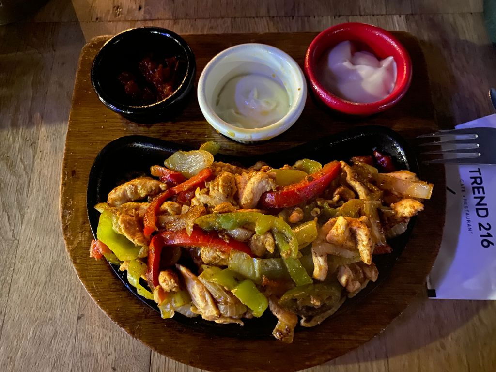 Trend 216 Cafe Restaurant