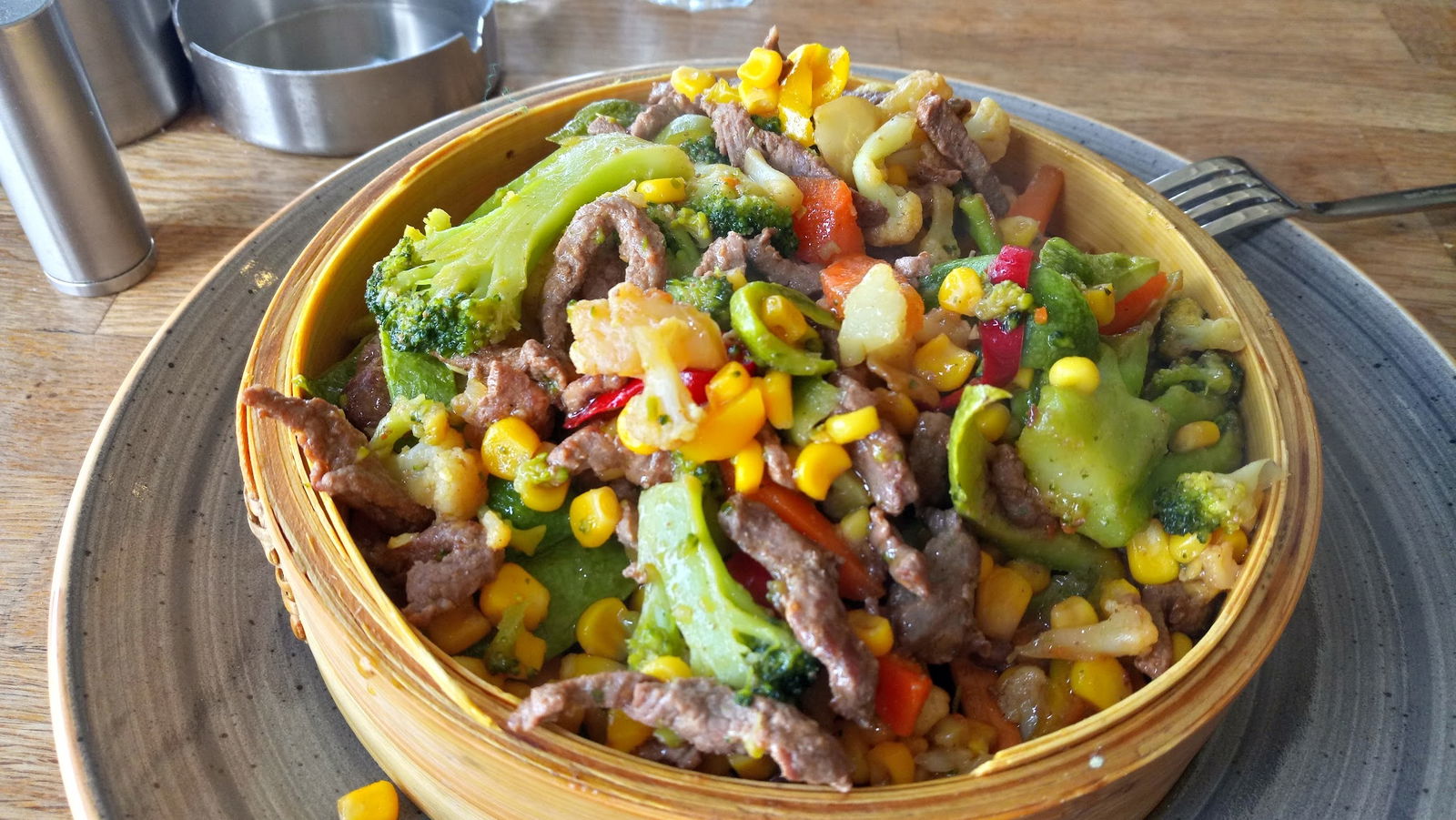 Trend 216 Cafe Restaurant