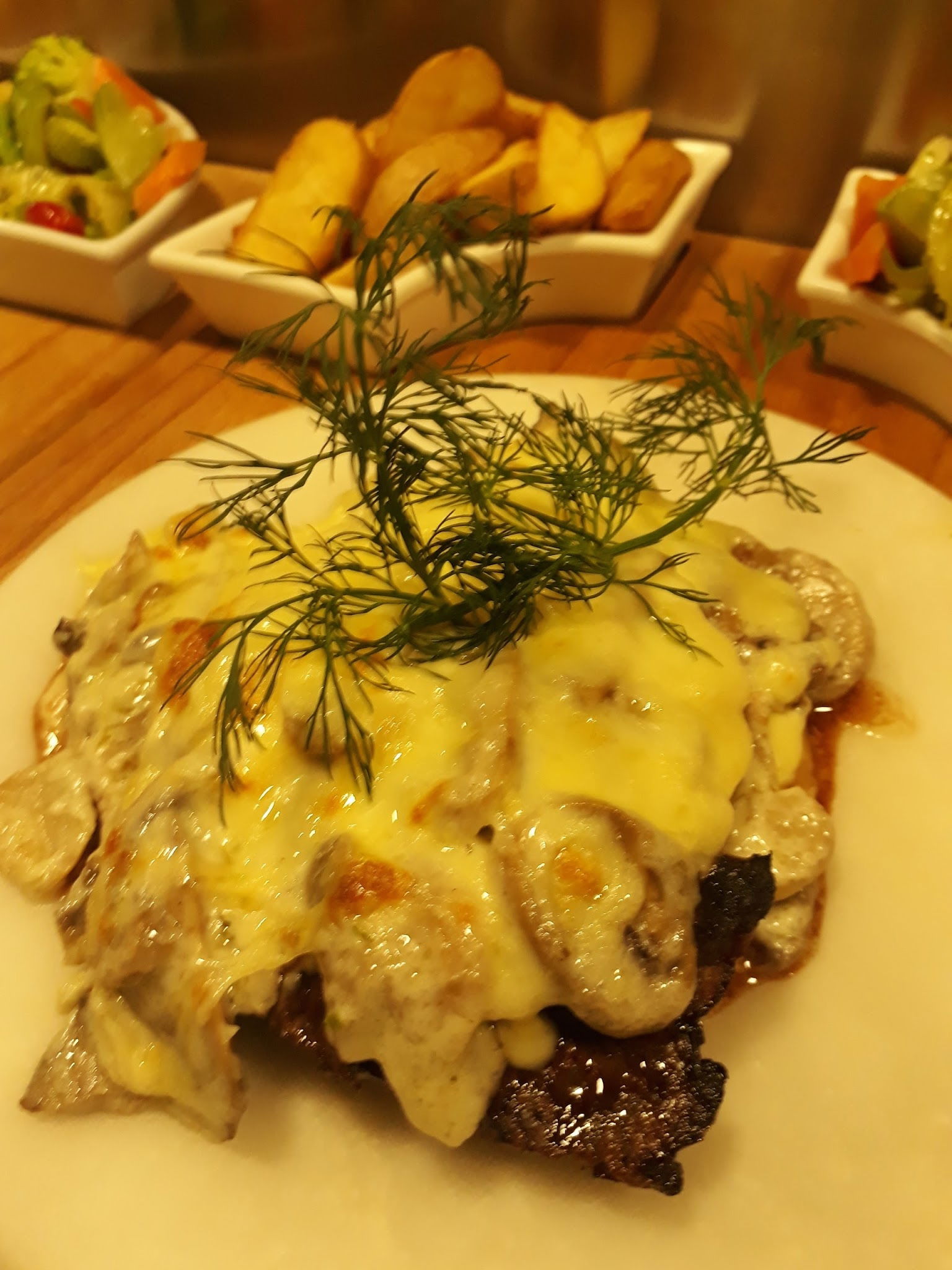 Trend 216 Cafe Restaurant