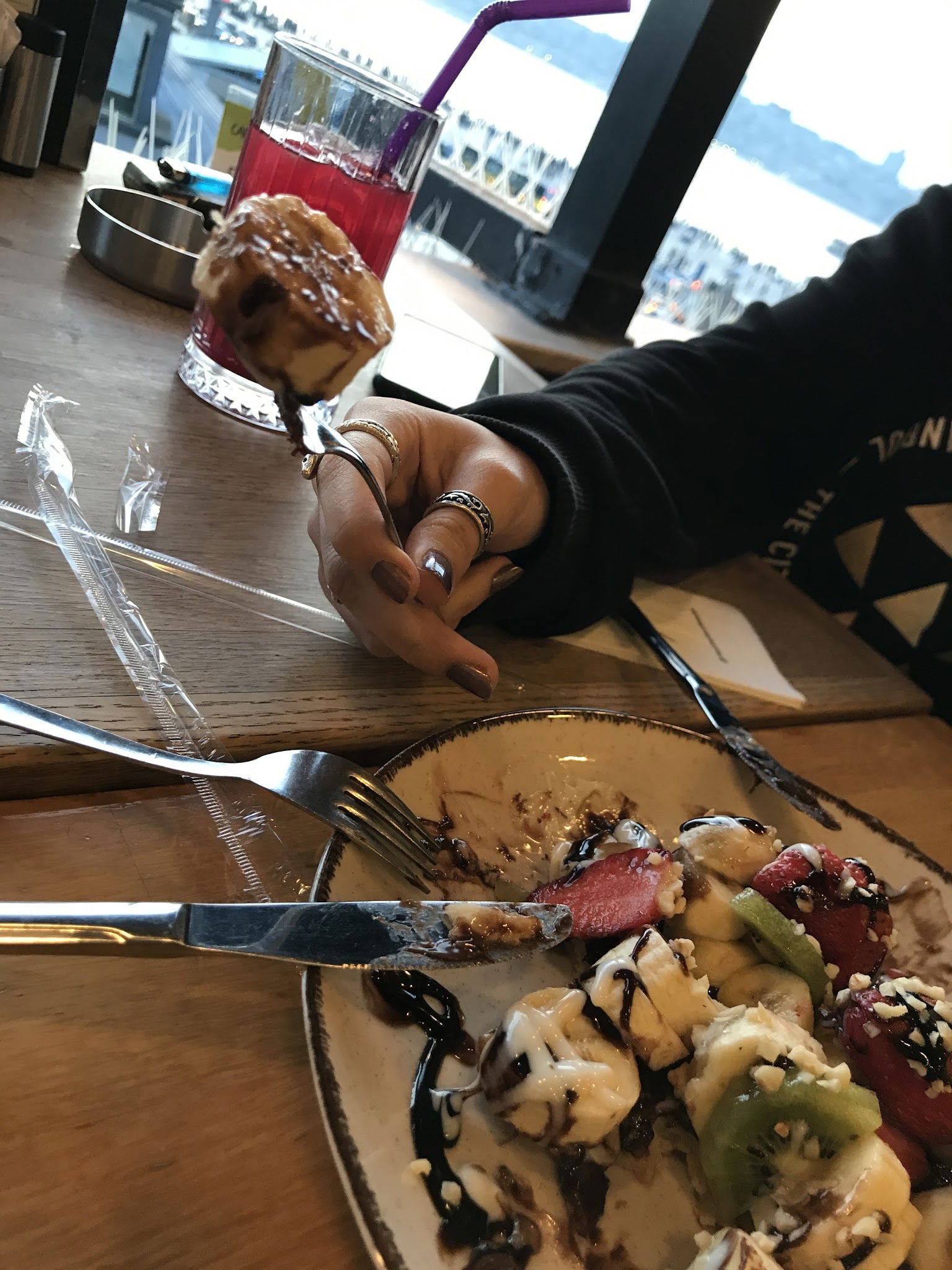 Trend 216 Cafe Restaurant