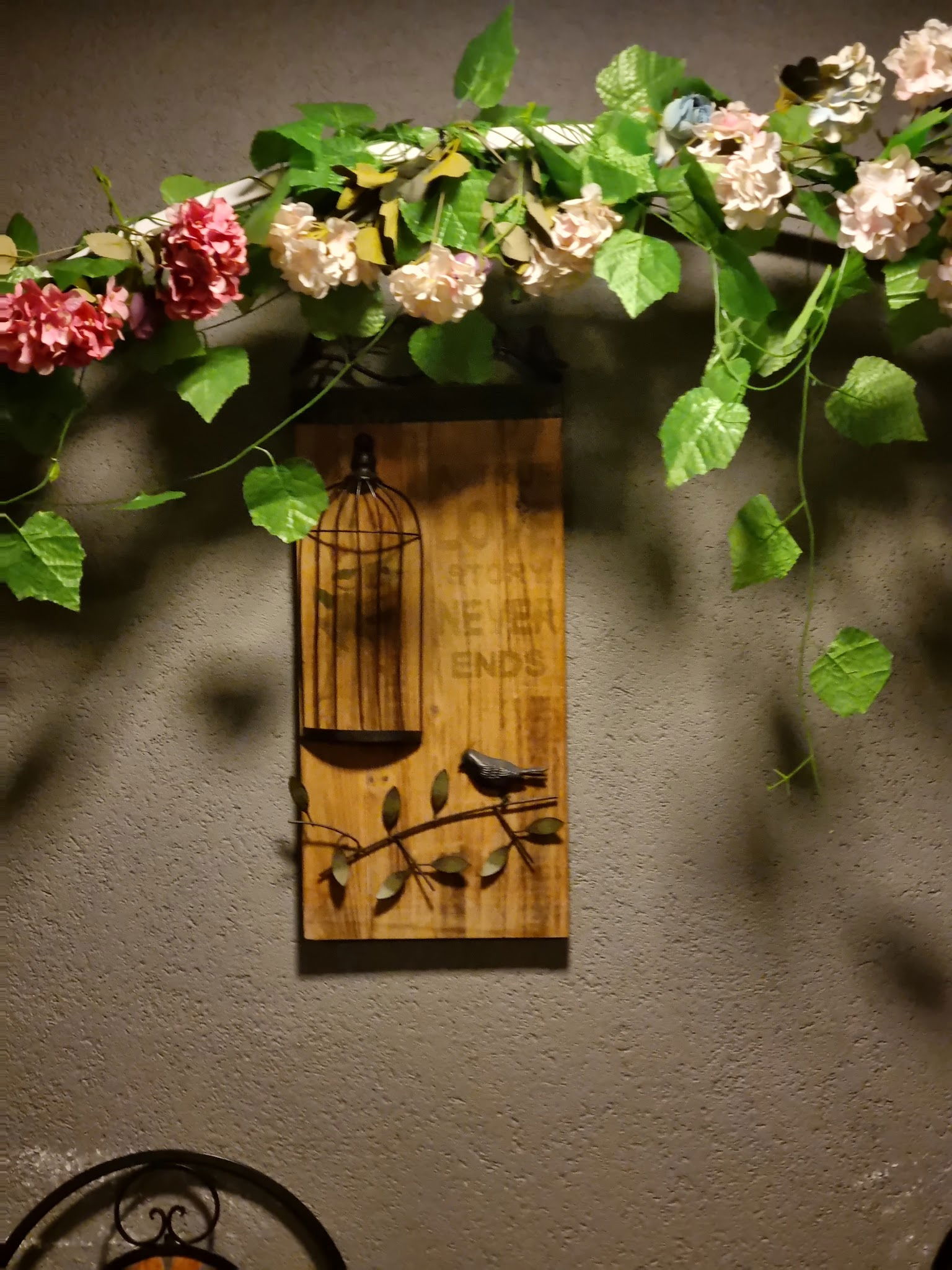 Trend 216 Cafe Restaurant