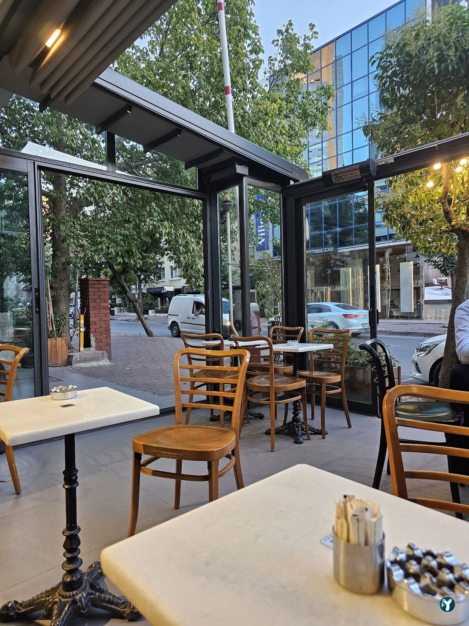 Bond Coffee Co. Fulya