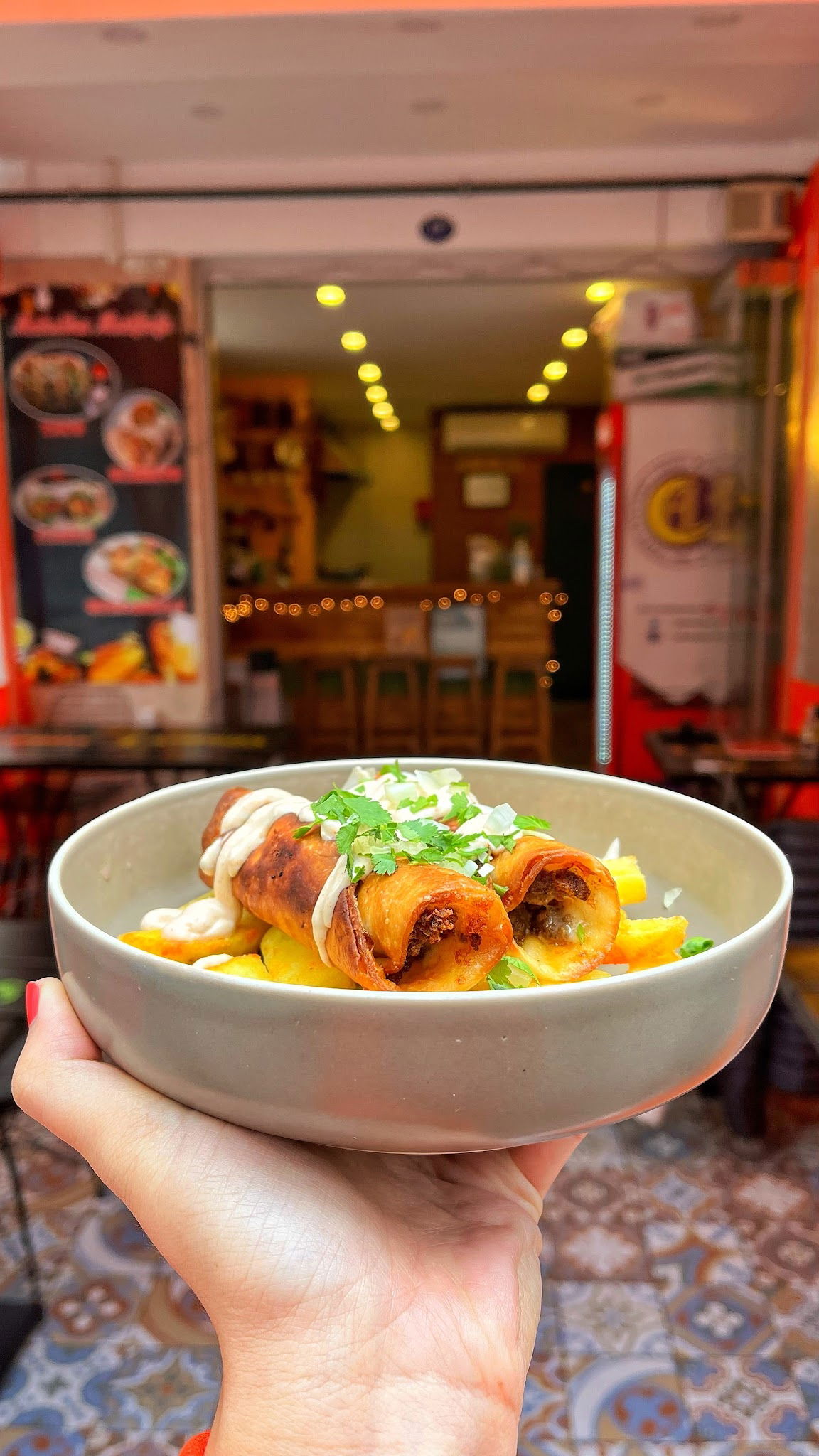 Two Amigos Taco Bornova