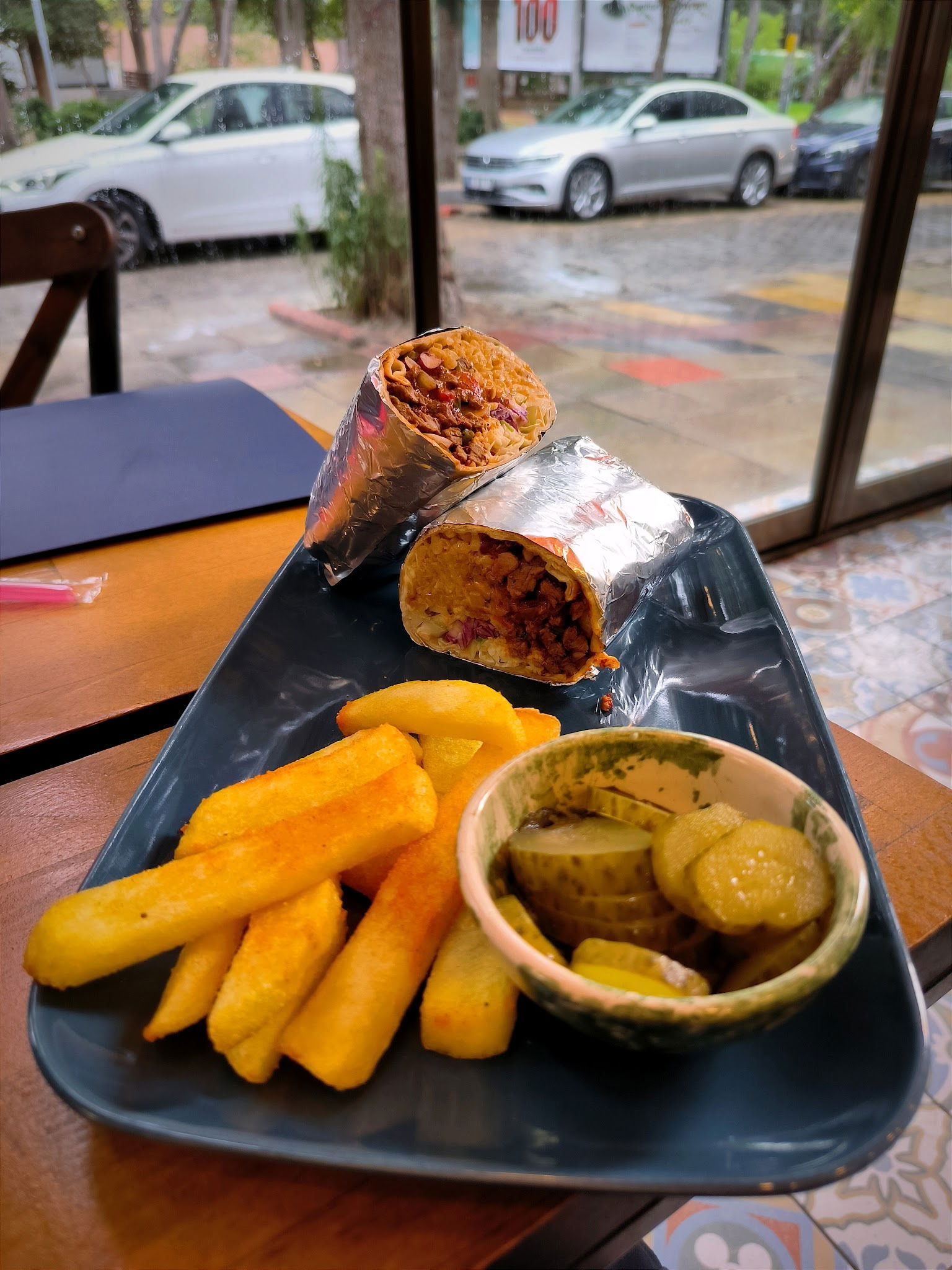 Two Amigos Taco Bornova