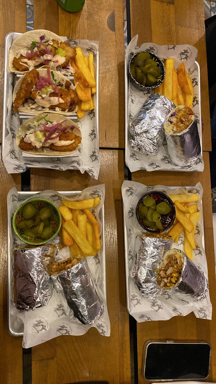 Two Amigos Taco Bornova