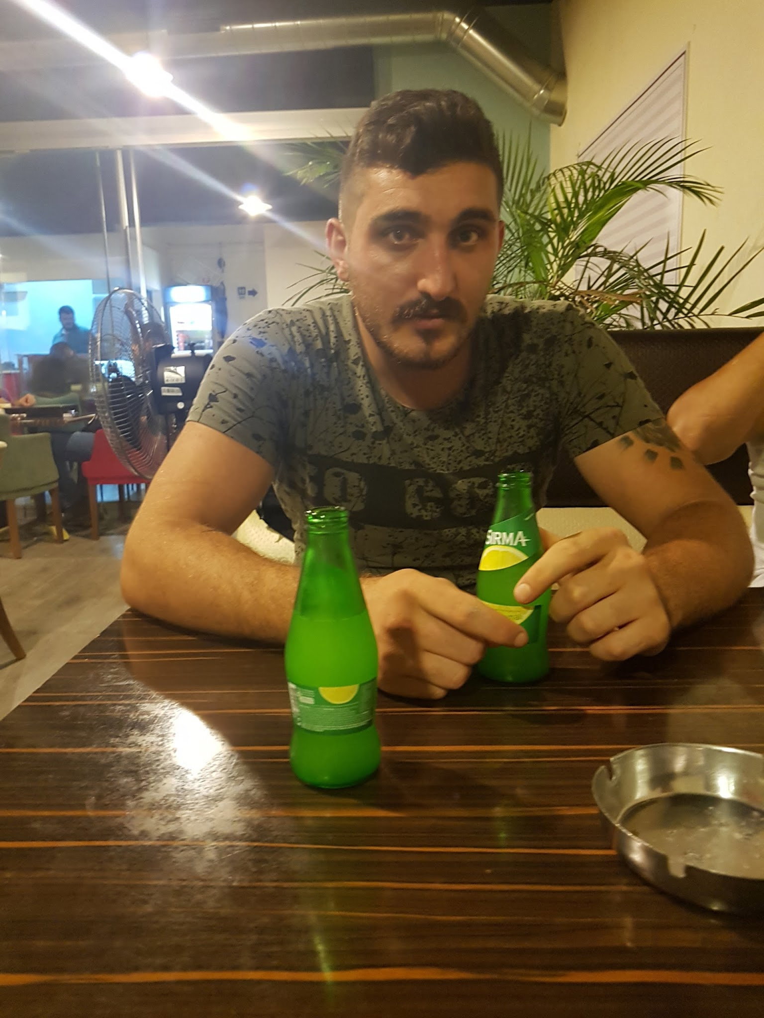 Oyku Cafe
