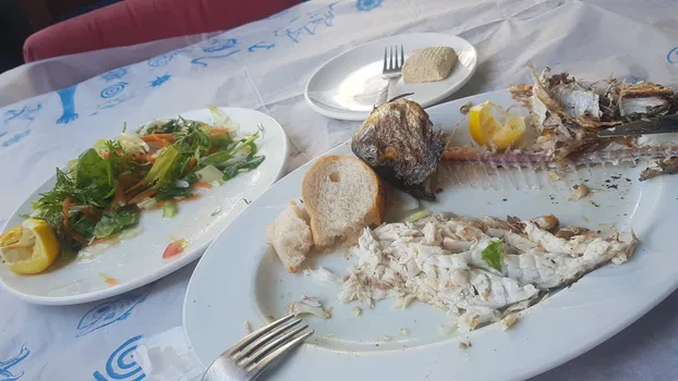 Bornova Balıkçısı Arif resimleri