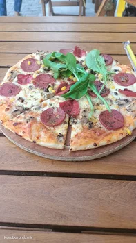 Pizza Rokka resimleri