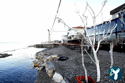 Vera Urla Hotel & Restaurant