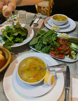 Etiler Sarıhan Gusto resimleri