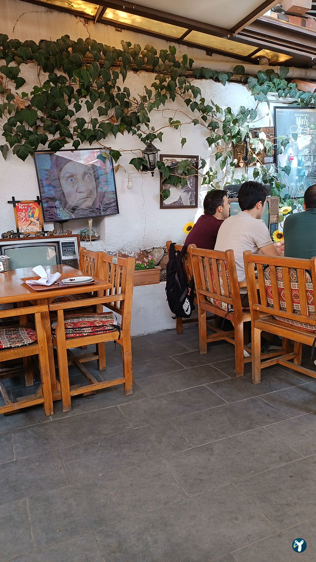 Yeşilçam Turquoise Garden